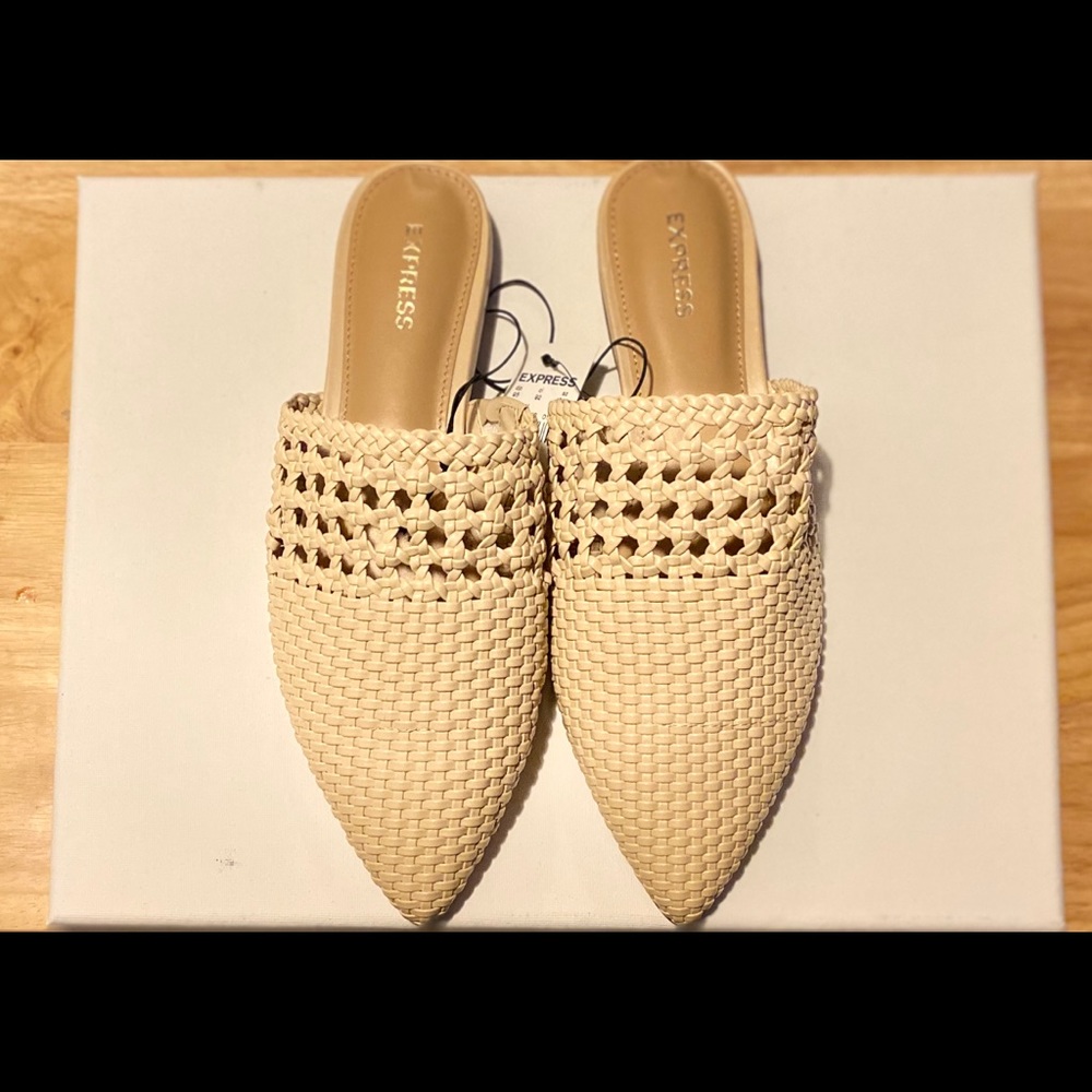 Woven Sharp Toe Mules